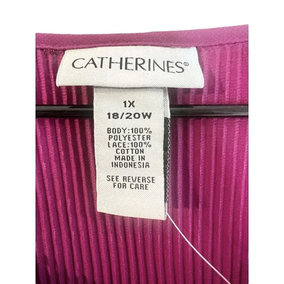 Catherine’s Top Size 1X 18 - 20 W Fuchsia Pink Micro Pleat Top Flutter Sleeves - Picture 6 of 11